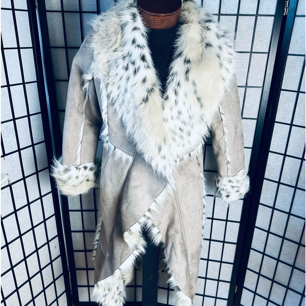 Donna Salyers Fabulous Furs Faux Suede / Snow Leopard Fur Lined Coat - S